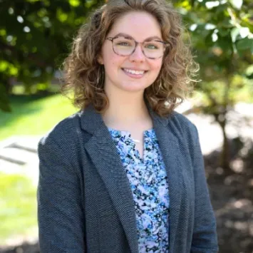 Headshot of Abby Temple