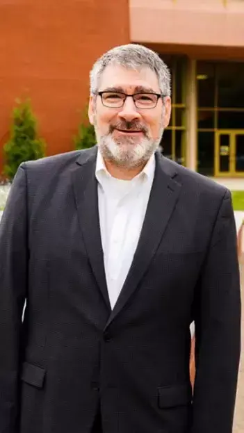 Headshot of Steve Hoffman