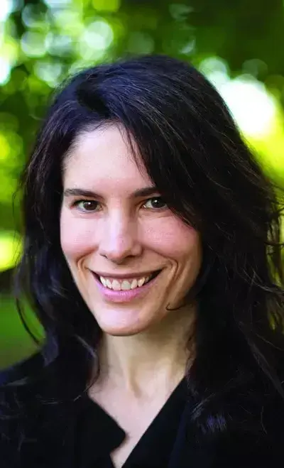 Headshot of Christina Ritter