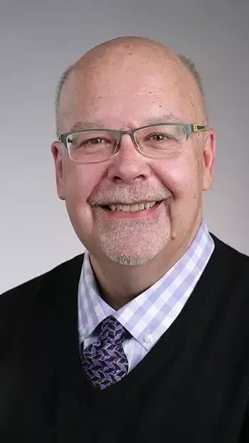 Headshot of Christopher Montpetit