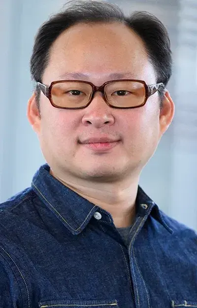 Headshot of Peter Wang